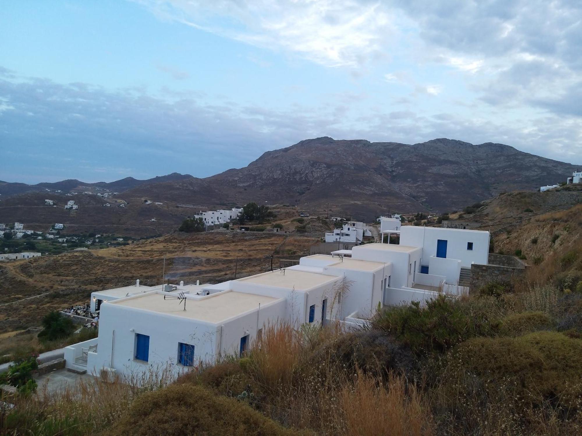 Отель Tirquaz View Serifos Town Экстерьер фото